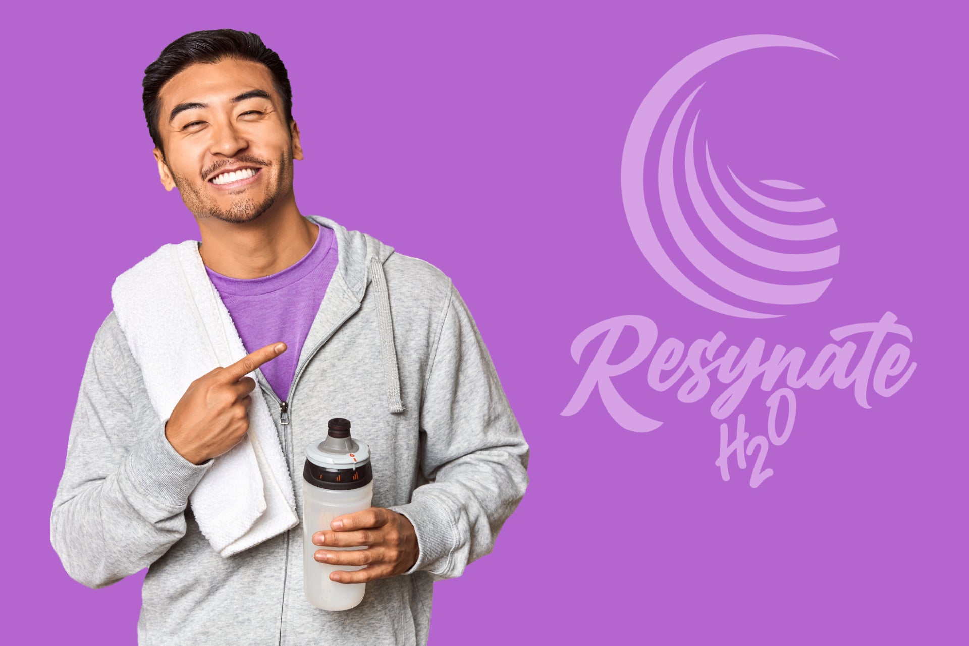 Male athlete holding water bottle using Resynate H2O electrolyte powder for hydration, recovery, and performance